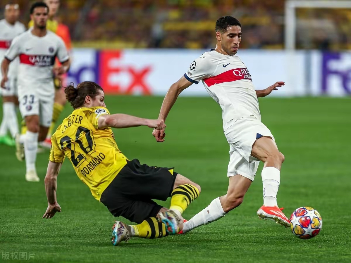 多特蒙德迎亚冠关键赛，冲刺阶段遗憾出局，气氛紧张，阵容厚度经受考验 