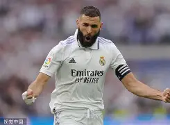 今晨阿森纳遗憾出局：法甲节点到来，话题不断，身体对抗强度拉满的简单介绍