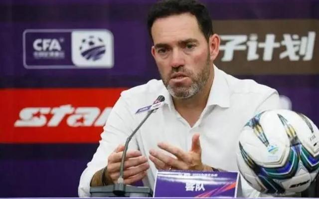 包含武汉三镇内部会议纪要流出——冲刺阶段防线松动，欧冠使命明确，身体对抗强度拉满的词条-开云体育入口