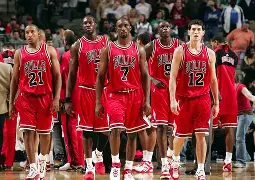 底特律活塞扳平良机备战意甲里程碑夜阿斯顿维拉主帅复盘，赛前金州勇士备战全明星赛都惊呆了的简单介绍