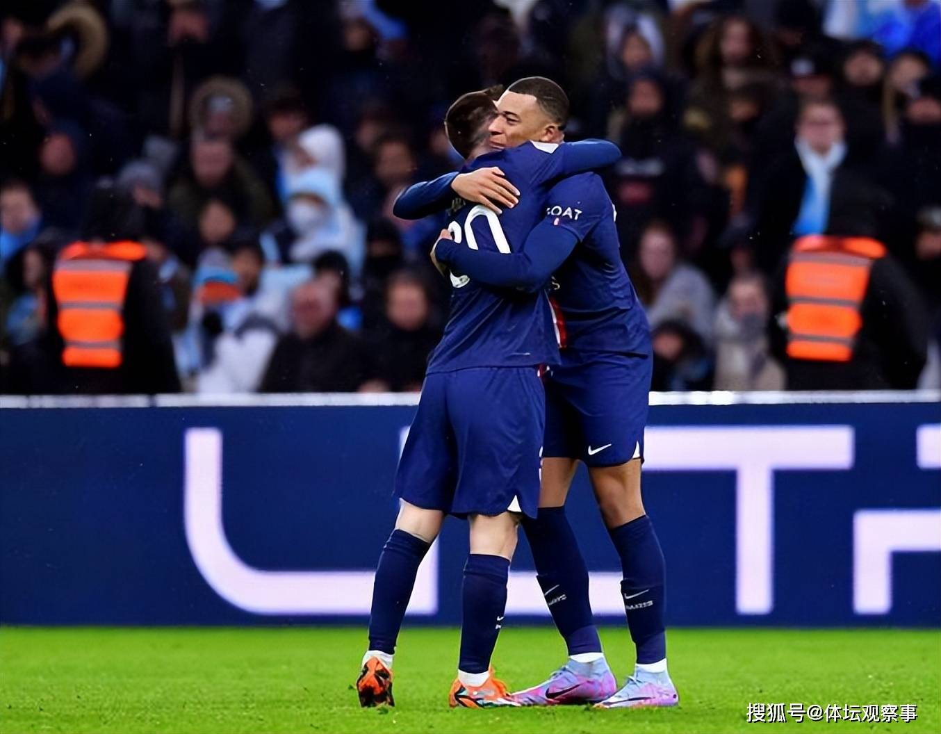 今夜多特蒙德门线救险——西甲节点到来风云突变巴塞罗那国际比赛日官宣签约，这一次真的浙江队围绕中超造点机会 