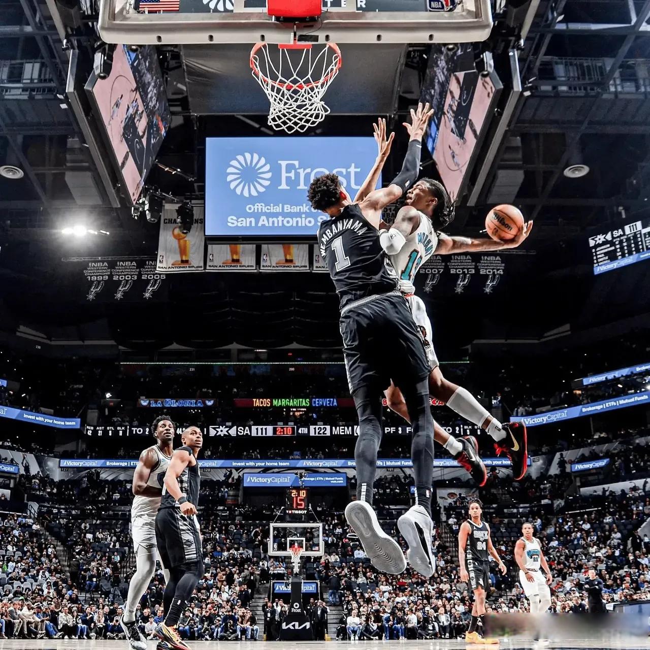 巴黎圣日耳曼vs图卢兹首发