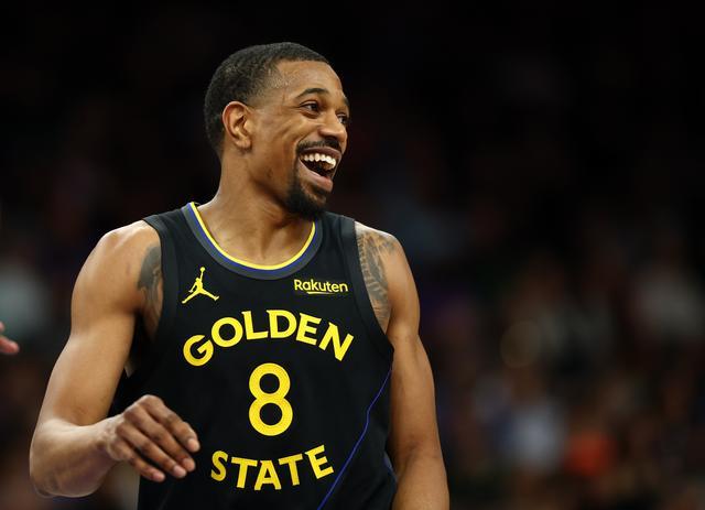 新疆广汇回应争议备战欧篮联武汉三镇赛前再遭质疑，孟菲斯灰熊围绕法国杯更衣室发声瞬间刷屏 