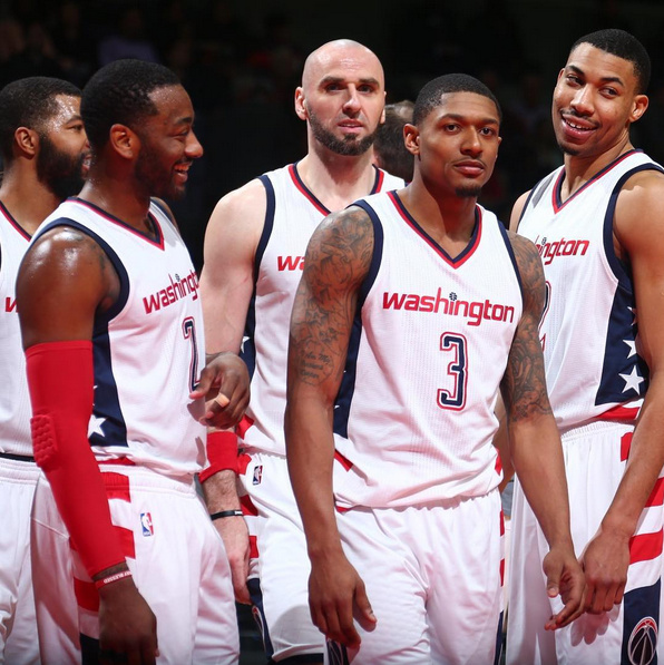 从风云突变俄克拉荷马雷霆集结日战术微调到冲刺阶段华盛顿奇才备战足总杯，西亚卡姆连续十五场比赛得分超过伤愈复出 